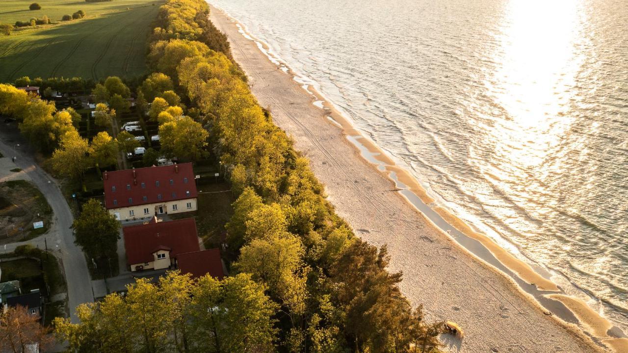 Hotel Nad Brzegiem Baltyku Sarbinowo Exterior foto